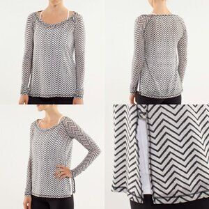 Lululemon Presence of Mind Long Sleeve Top Textured Chevron Burnout‎ Black Sz 6